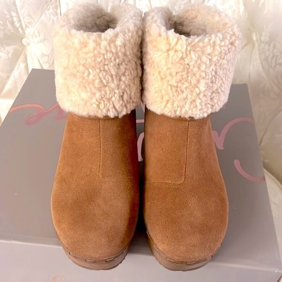 Brand New Crown Vintage Genuine Suede Seloina Ankle Booties w/ Faux Fur Cuff - Picture 7 of 16